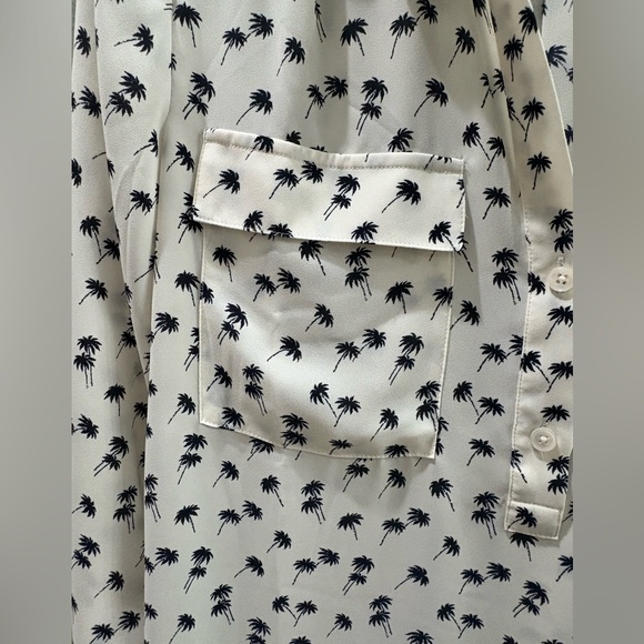 Ann Taylor Black and White Palm Print Blouse - Picture 3 of 5